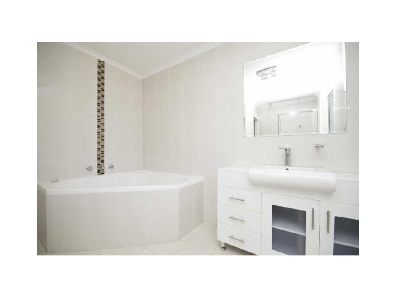 151 Strickland Crescent, Deakin ACT 2600