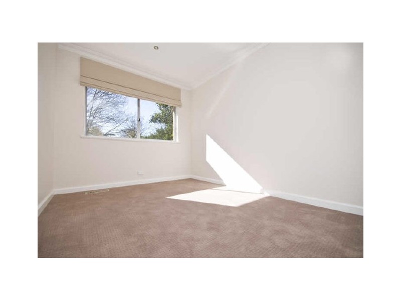 151 Strickland Crescent, Deakin ACT 2600