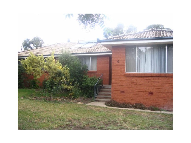 6 Hoadley Street, Mawson ACT 2607