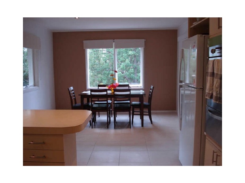 72 Birdwood Street, Hughes ACT 2605