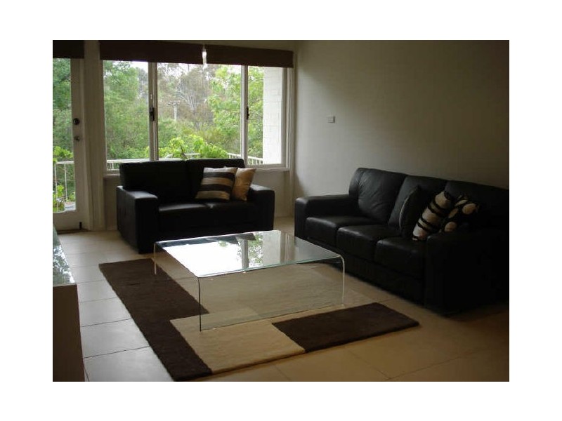 72 Birdwood Street, Hughes ACT 2605