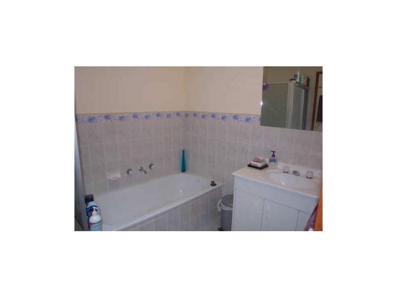 6/15 Moon Place, Gordon ACT 2906