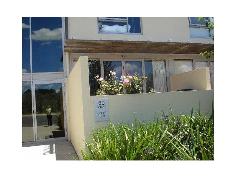 2/60 Callum Street, Phillip ACT 2606