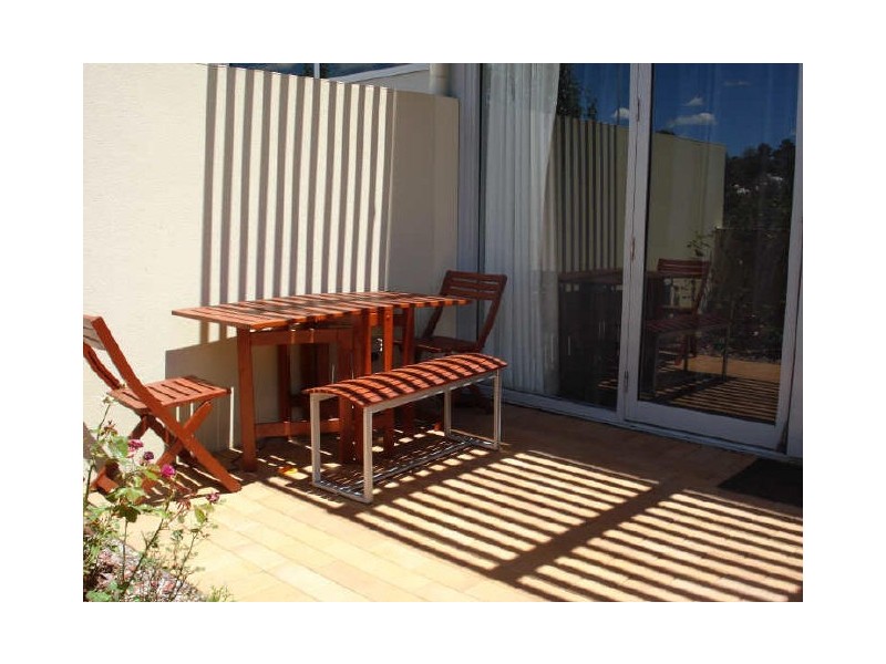 2/60 Callum Street, Phillip ACT 2606