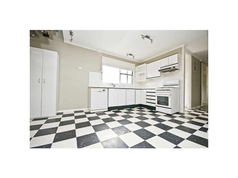 9 James Place, Curtin ACT 2605