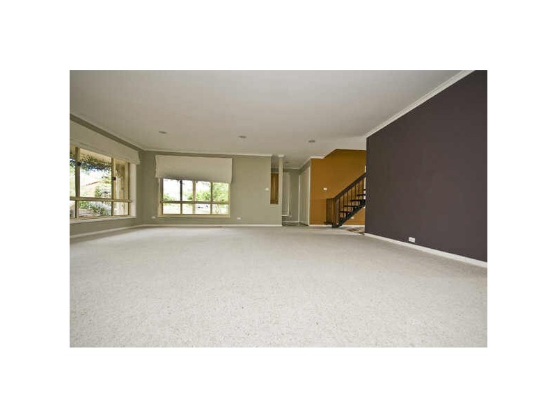 9 James Place, Curtin ACT 2605