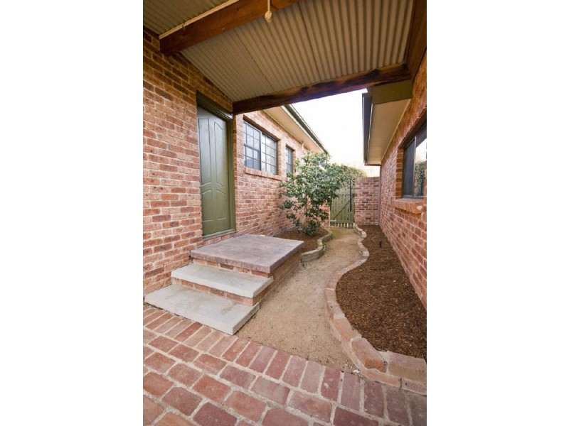 37 Dunoon Street, O’malley ACT 2606