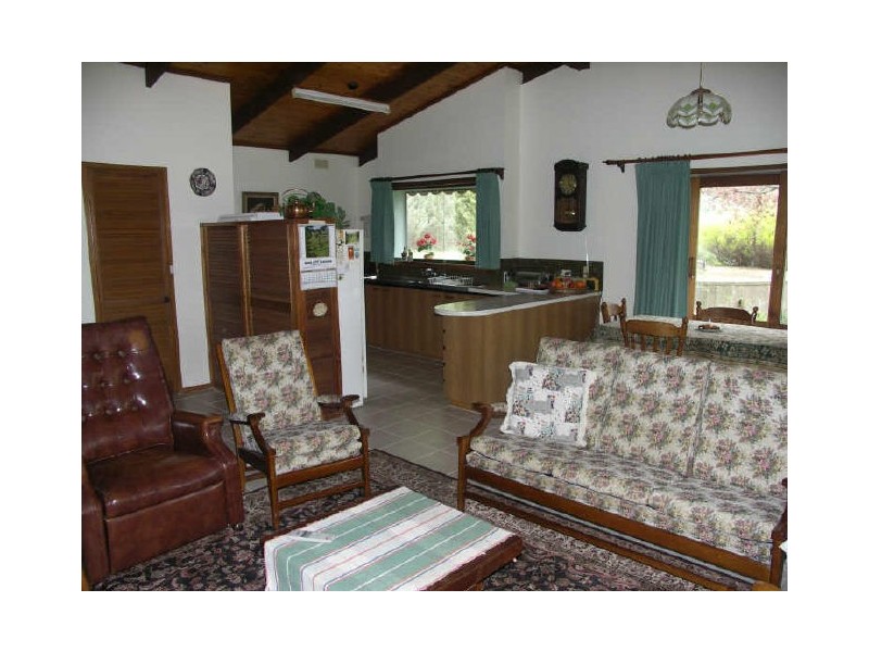 99 Tulley Road, Benalla VIC 3672