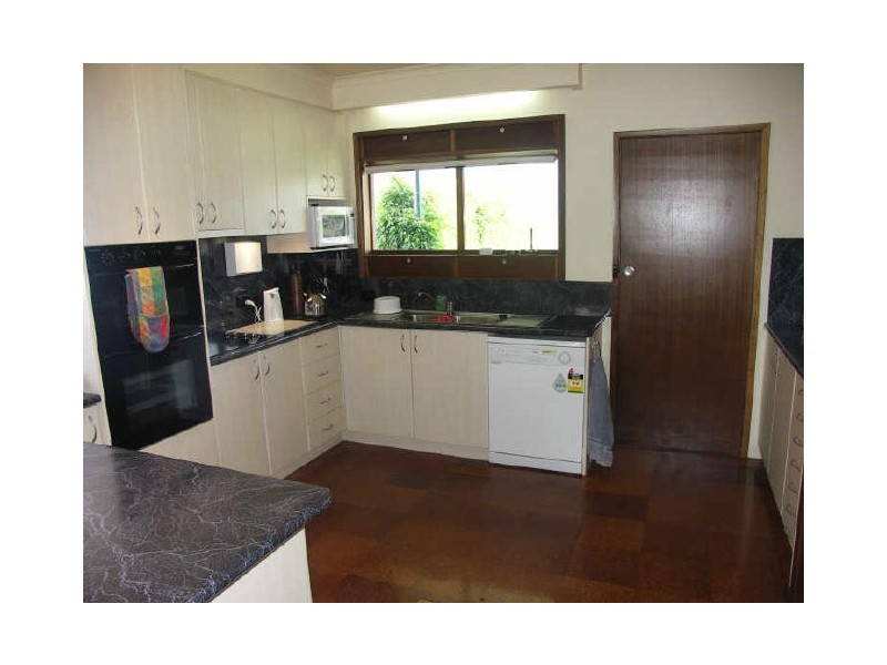 21 Maginness Street, Benalla VIC 3672