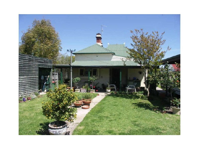 17 Nixon Street, Benalla VIC 3672