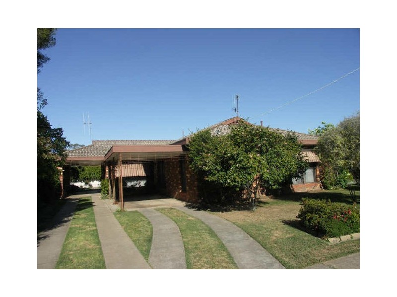 15 Warana Court, Benalla VIC 3672