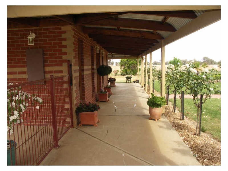 616 Yarrawonga – Benalla Road, Benalla VIC 3672