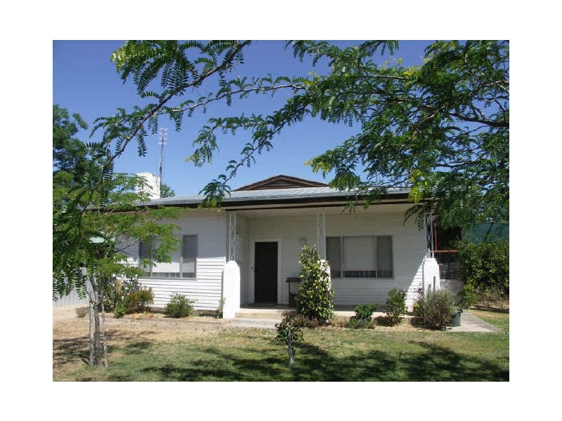 92 Mackellar Street, Benalla VIC 3672