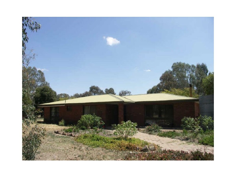 172 Basin Rd, Benalla VIC 3672