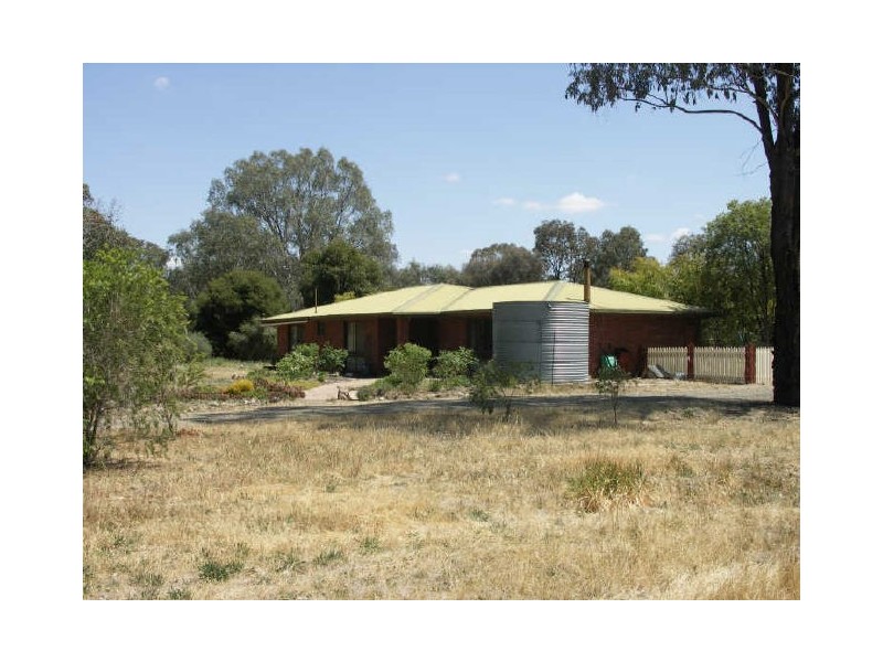 172 Basin Rd, Benalla VIC 3672
