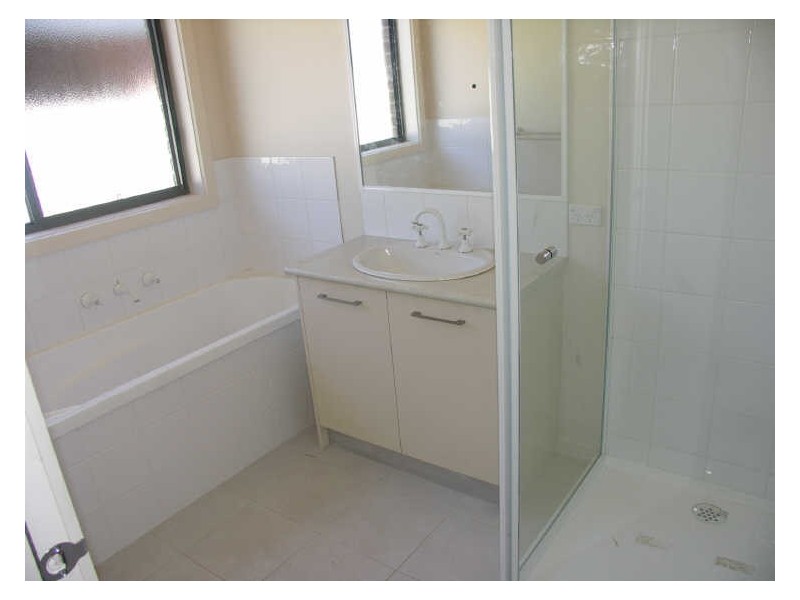 24 Fraser Street, Benalla VIC 3672