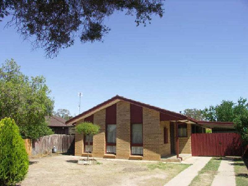 6 Hakea Court, Benalla VIC 3672