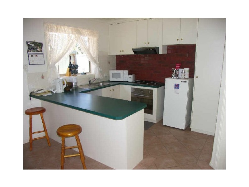 2-12 Georgesay Court, Benalla VIC 3672