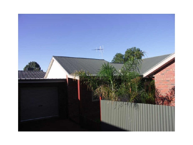 2-12 Georgesay Court, Benalla VIC 3672