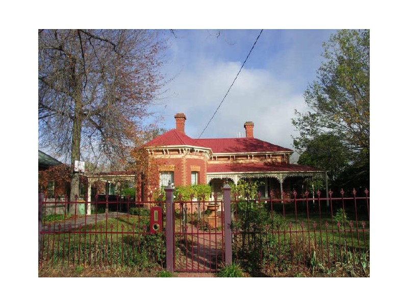 8 Smythe Street, Benalla VIC 3672