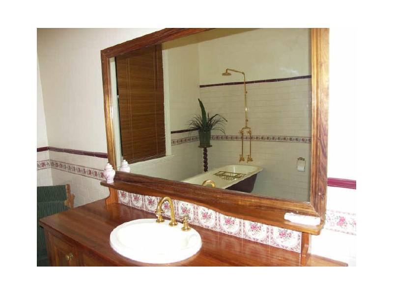 8 Smythe Street, Benalla VIC 3672