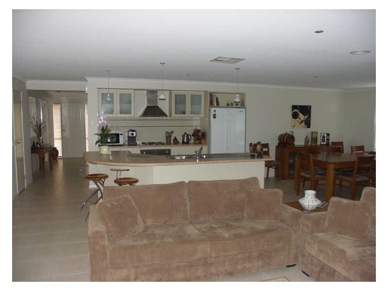 9 Schulz Street, Benalla VIC 3672