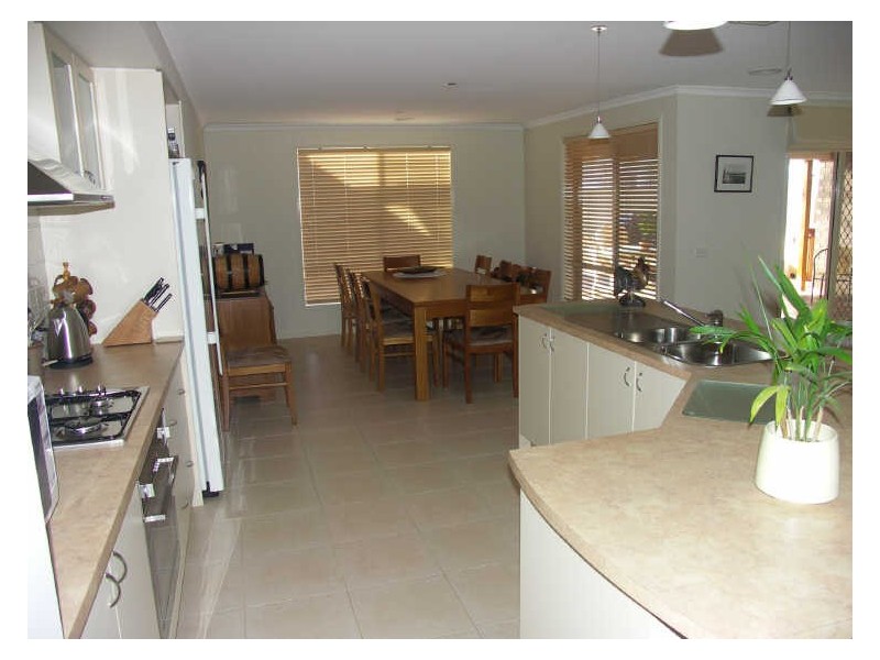 9 Schulz Street, Benalla VIC 3672