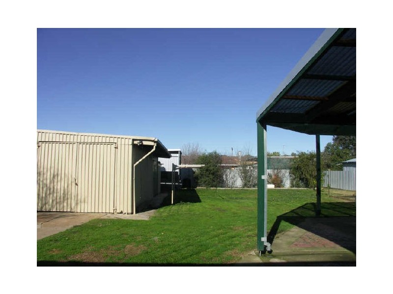 4 Kathryn Street, Benalla VIC 3672