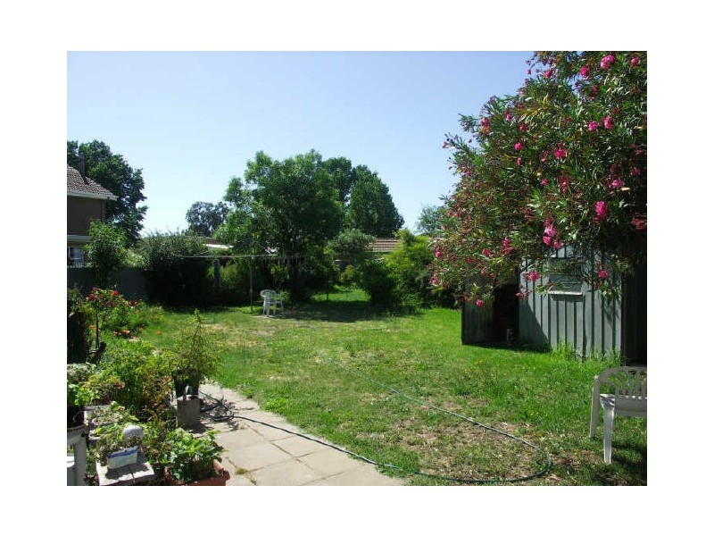 27 Helms Court, Benalla VIC 3672