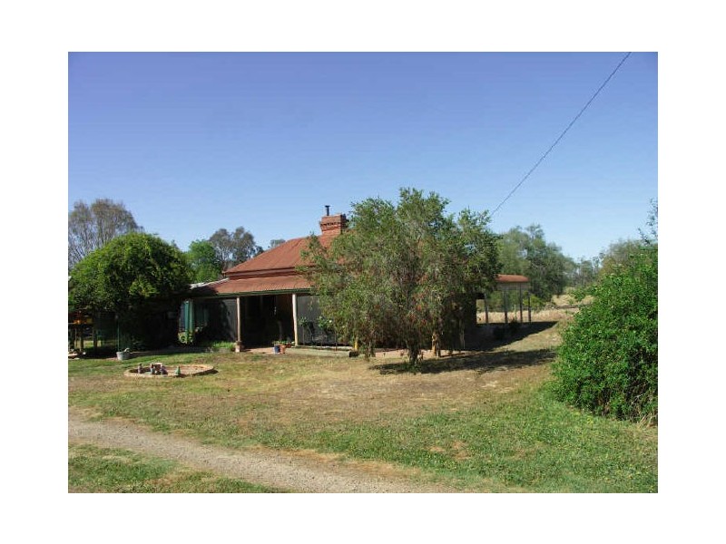 36 Sargeant Street Thoona, Benalla VIC 3672
