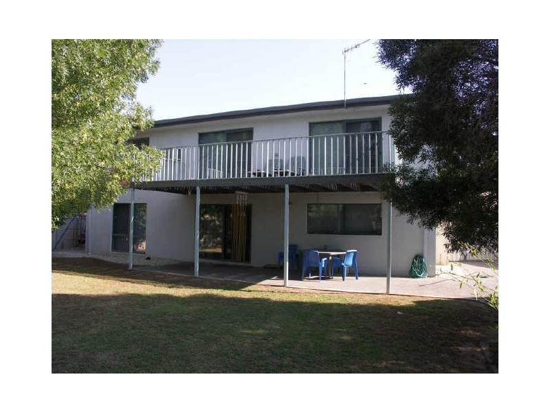 6 Ackerly Avenue, Benalla VIC 3672