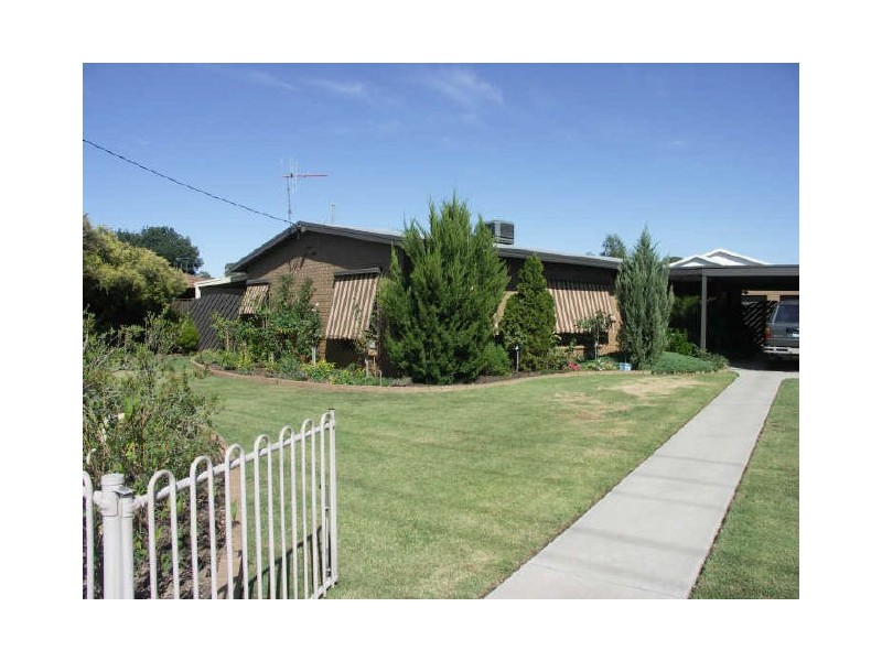 65 Faithful Street, Benalla VIC 3672