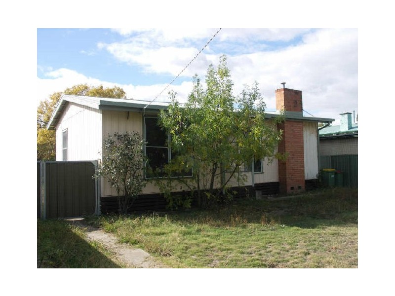 16 Russell Street, Benalla VIC 3672