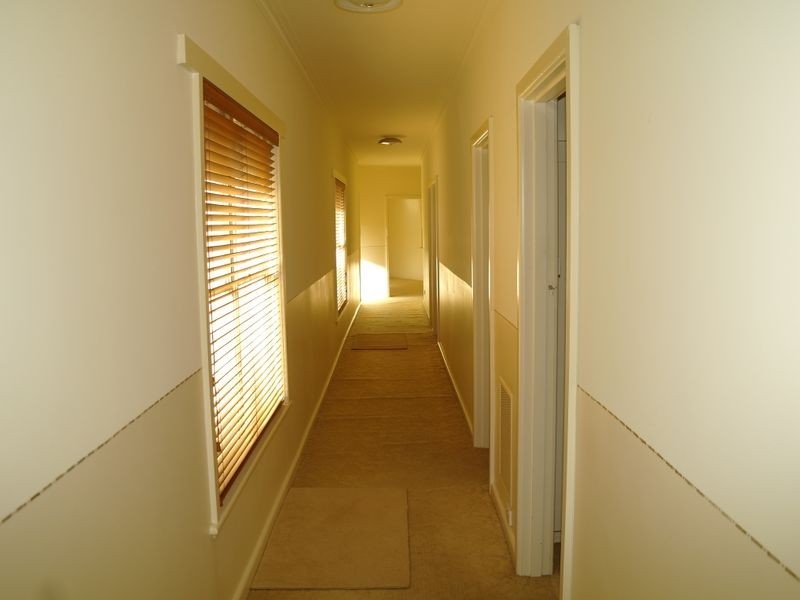 9 Harrison Avenue, Benalla VIC 3672