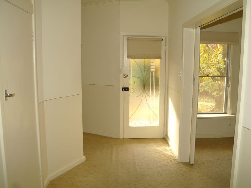 9 Harrison Avenue, Benalla VIC 3672