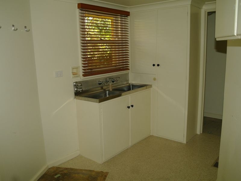 9 Harrison Avenue, Benalla VIC 3672