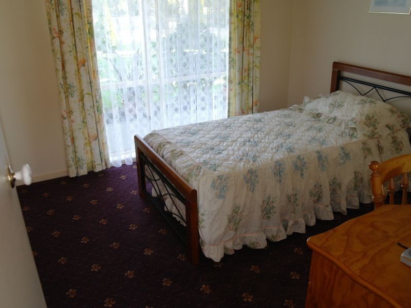 74 Willis Little Drive, Benalla VIC 3672