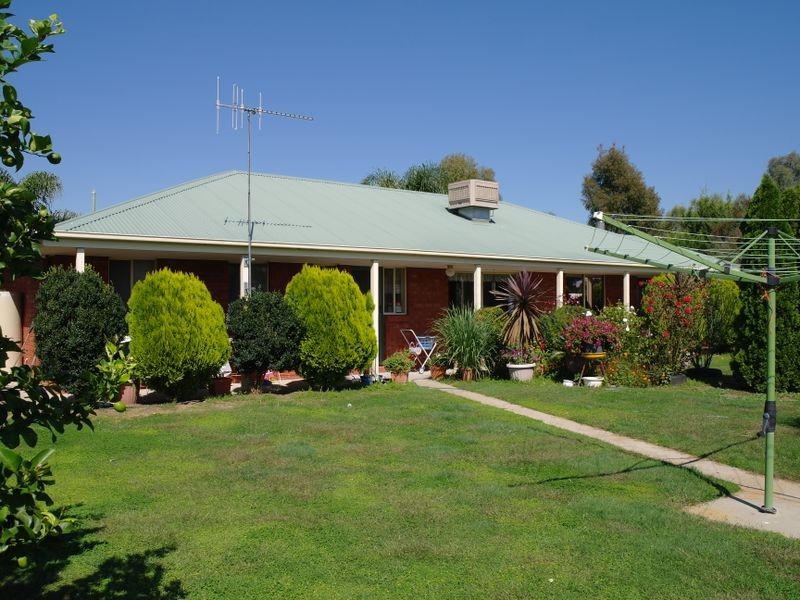 74 Willis Little Drive, Benalla VIC 3672