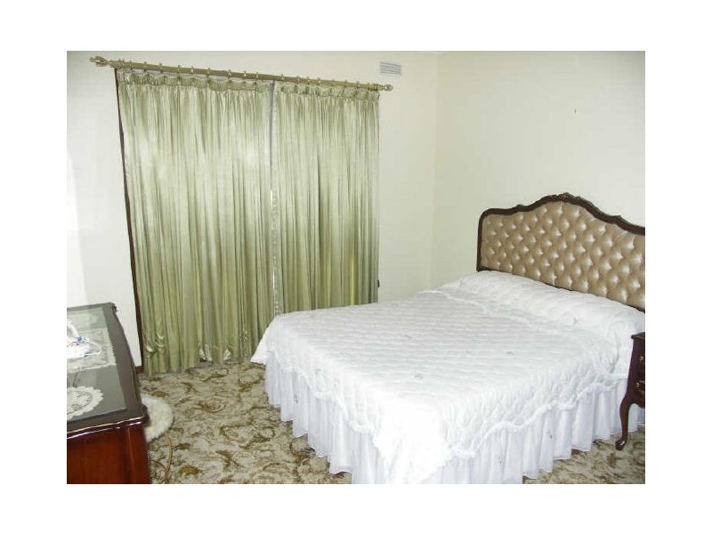 30 Walker Street, Benalla VIC 3672