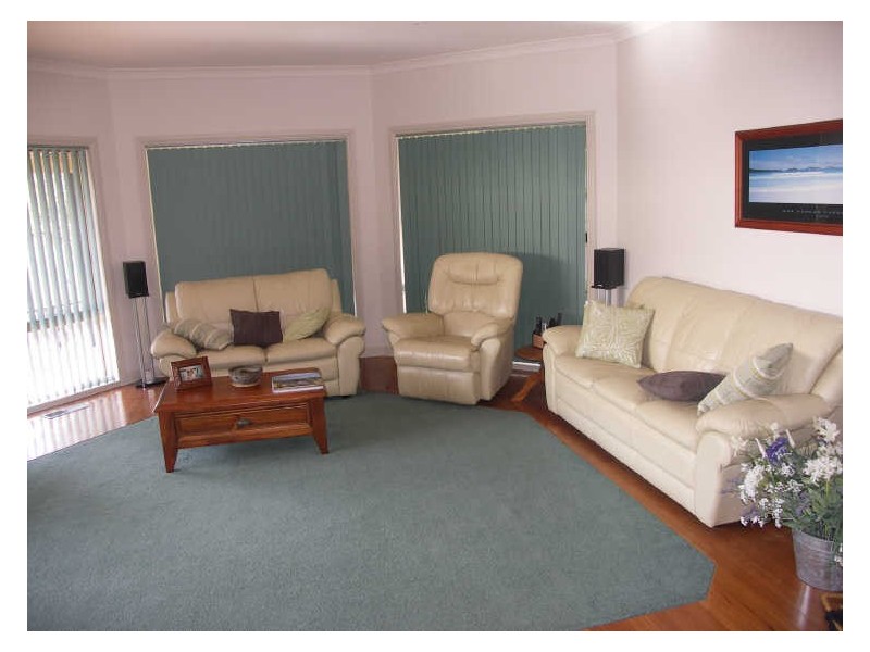 19 Shawbrook Avenue, Benalla VIC 3672