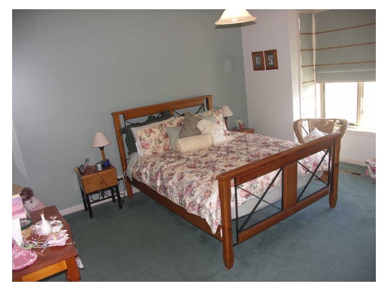 19 Shawbrook Avenue, Benalla VIC 3672