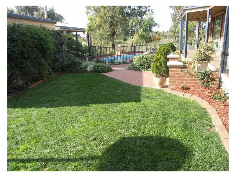 19 Shawbrook Avenue, Benalla VIC 3672