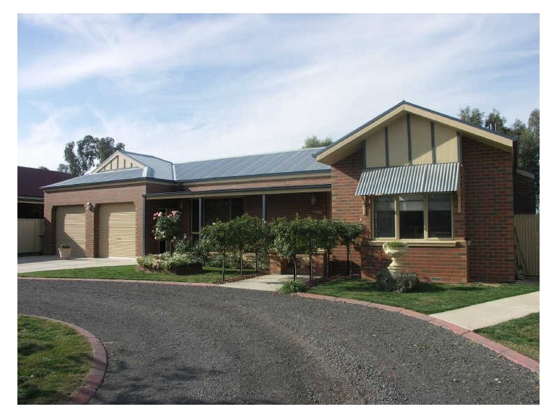 19 Shawbrook Avenue, Benalla VIC 3672