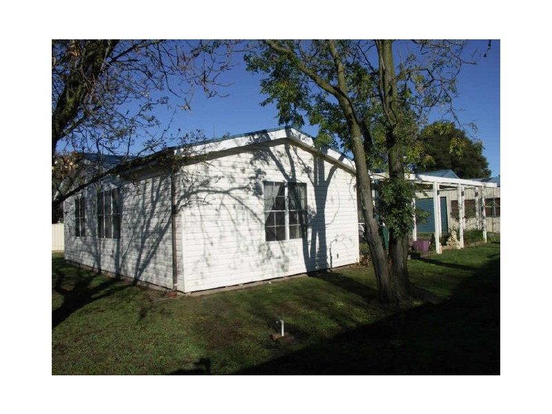 9 Hope Street, Benalla VIC 3672