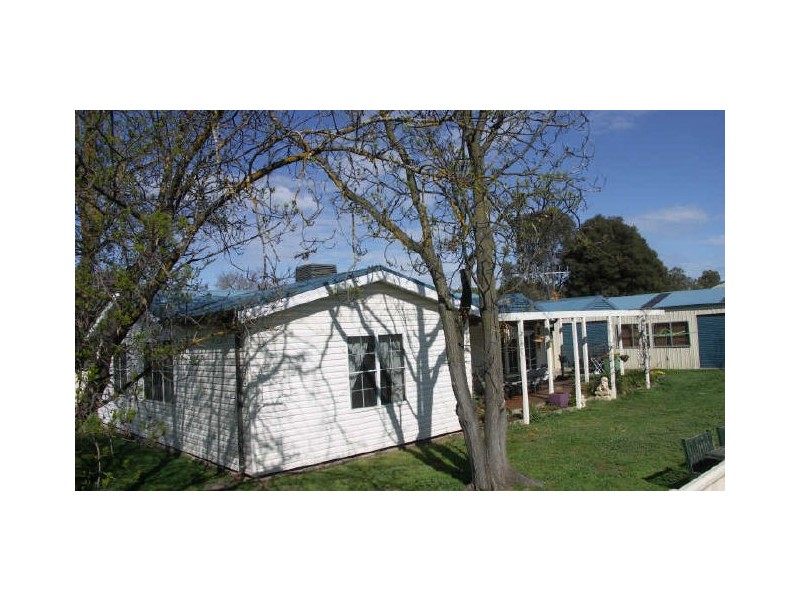 9 Hope Street, Benalla VIC 3672