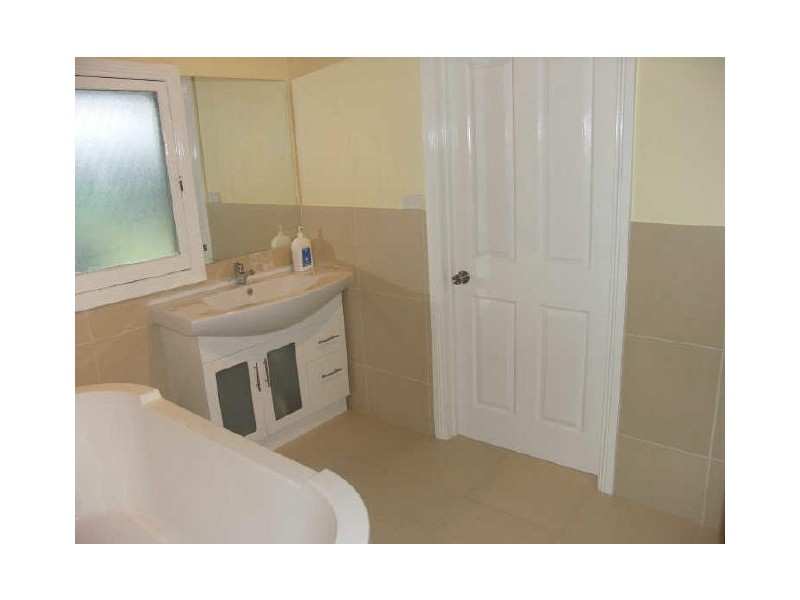 36 Barkly Street, Benalla VIC 3672