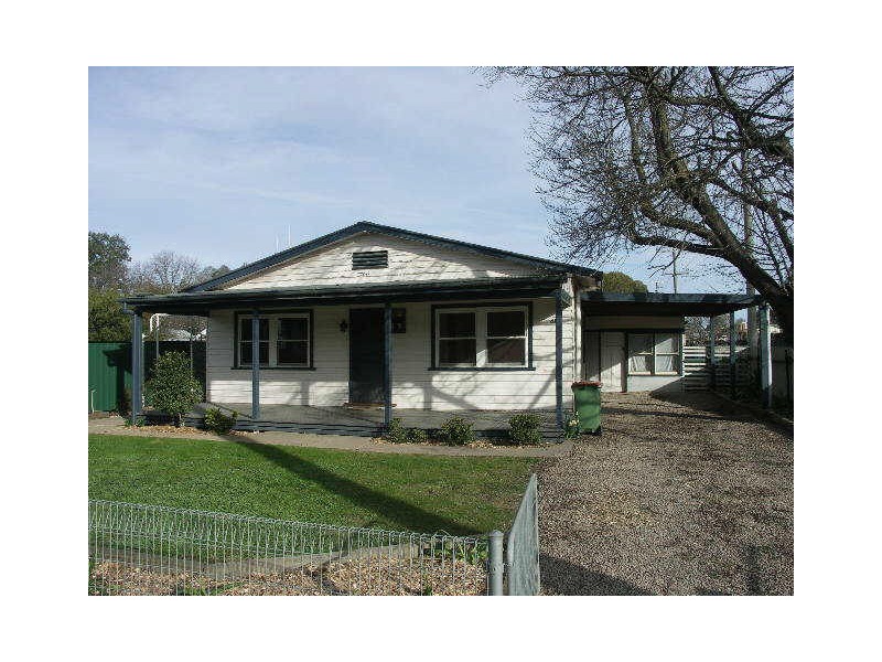 60 Roe Street, Benalla VIC 3672