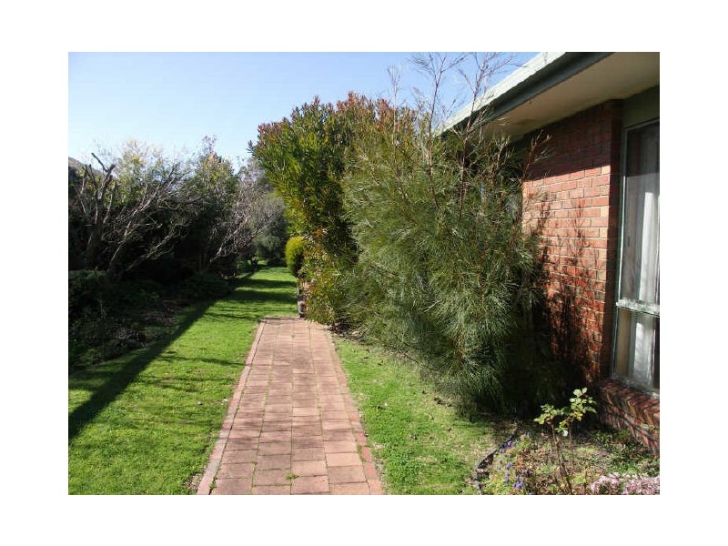 23 South Street, Benalla VIC 3672