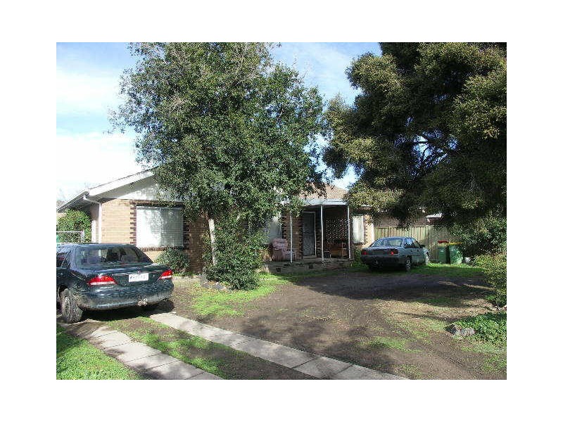 17 Helms Court, Benalla VIC 3672