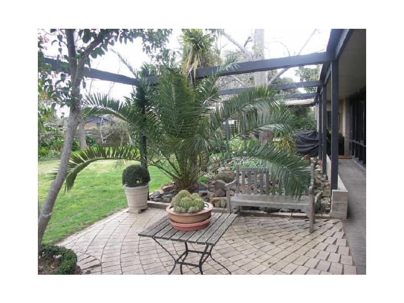 14 Kitson Court, Benalla VIC 3672